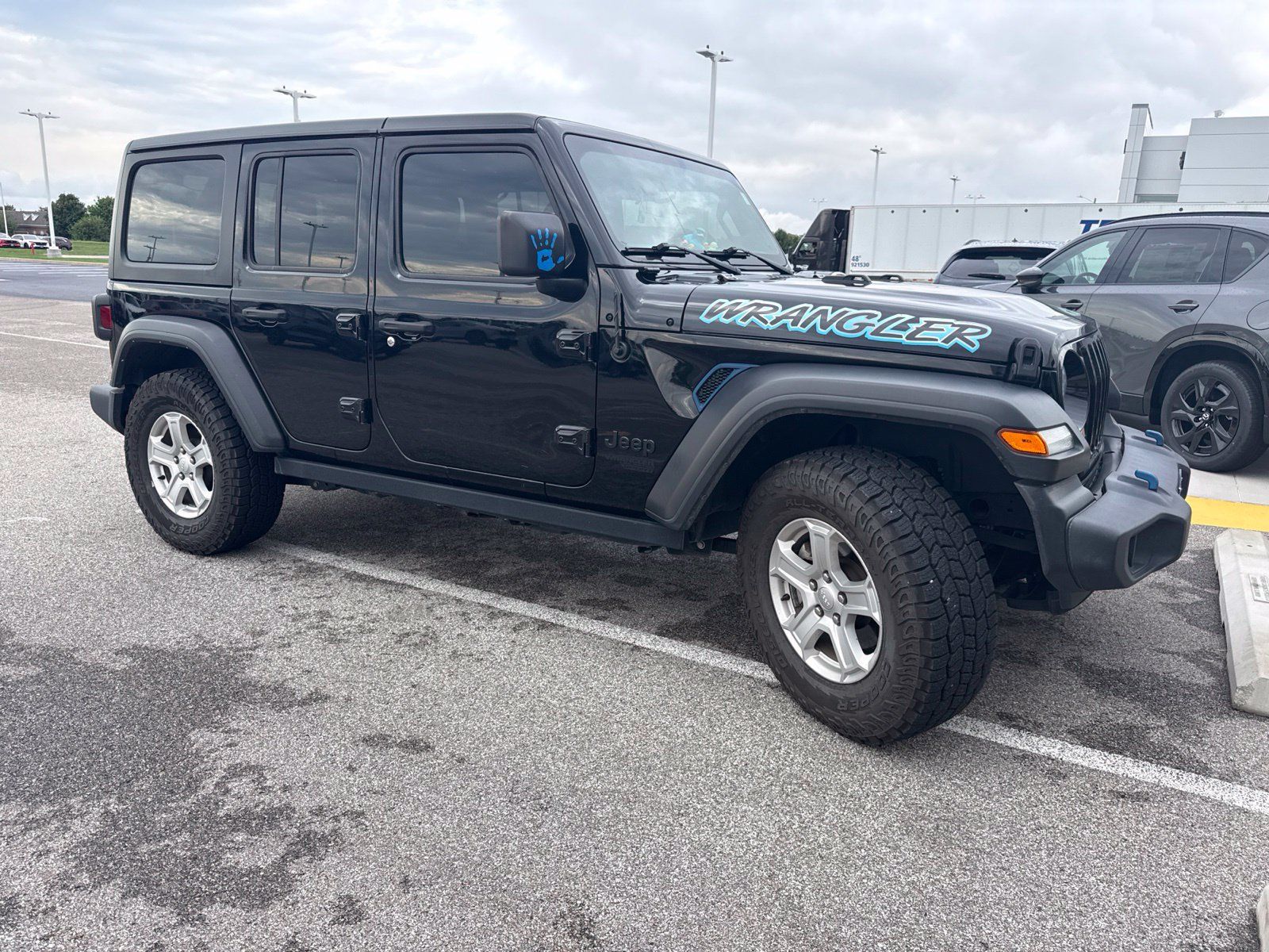 Used 2021 Jeep Wrangler Unlimited Sport AWD/4WD image 2