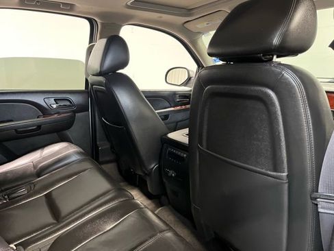 Used 2013 Chevrolet Tahoe LT w/ Luxury Package image 15