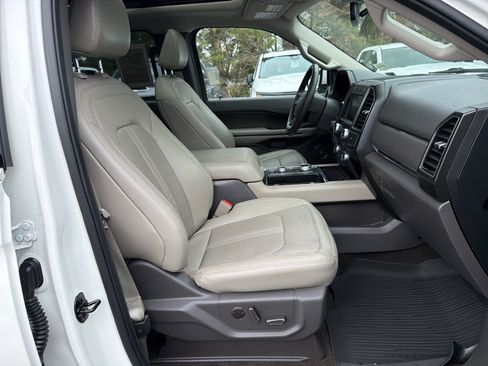 Used 2021 Ford Expedition Max Limited AWD/4WD image 35