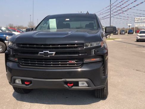 Used 2021 Chevrolet Silverado 1500 LT Trail Boss w/ Bed Protection Package AWD/4WD image 3
