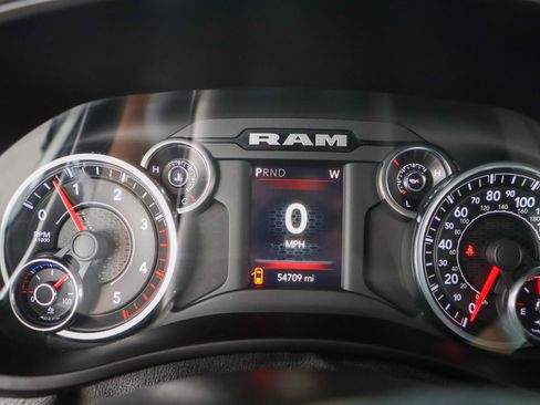 Used 2022 RAM 2500 Big Horn w/ Cold Weather Group image 16