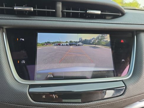 Used 2025 Cadillac XT6 Luxury AWD/4WD image 27
