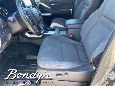 Used 2023 Nissan Frontier SV w/ SV Convenience Package image 10