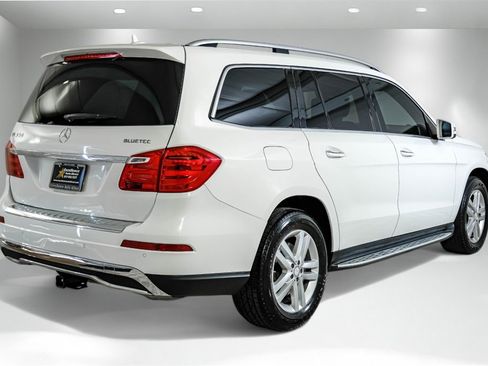 Used 2015 Mercedes-Benz GL 320 BlueTEC 4MATIC image 9