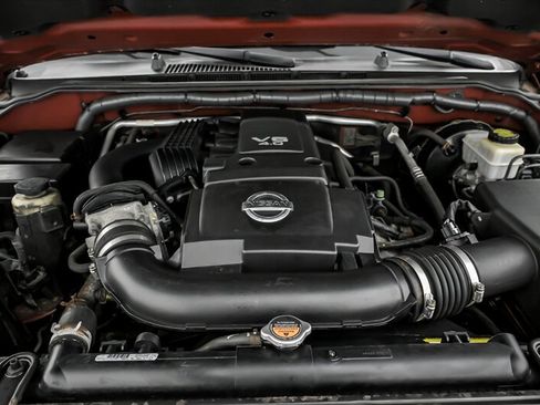 Used 2016 Nissan Frontier SV w/ SV Value Truck Package image 12