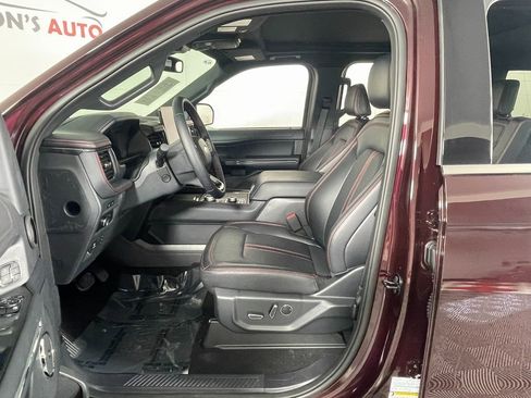 Used 2024 Ford Expedition Limited image 14