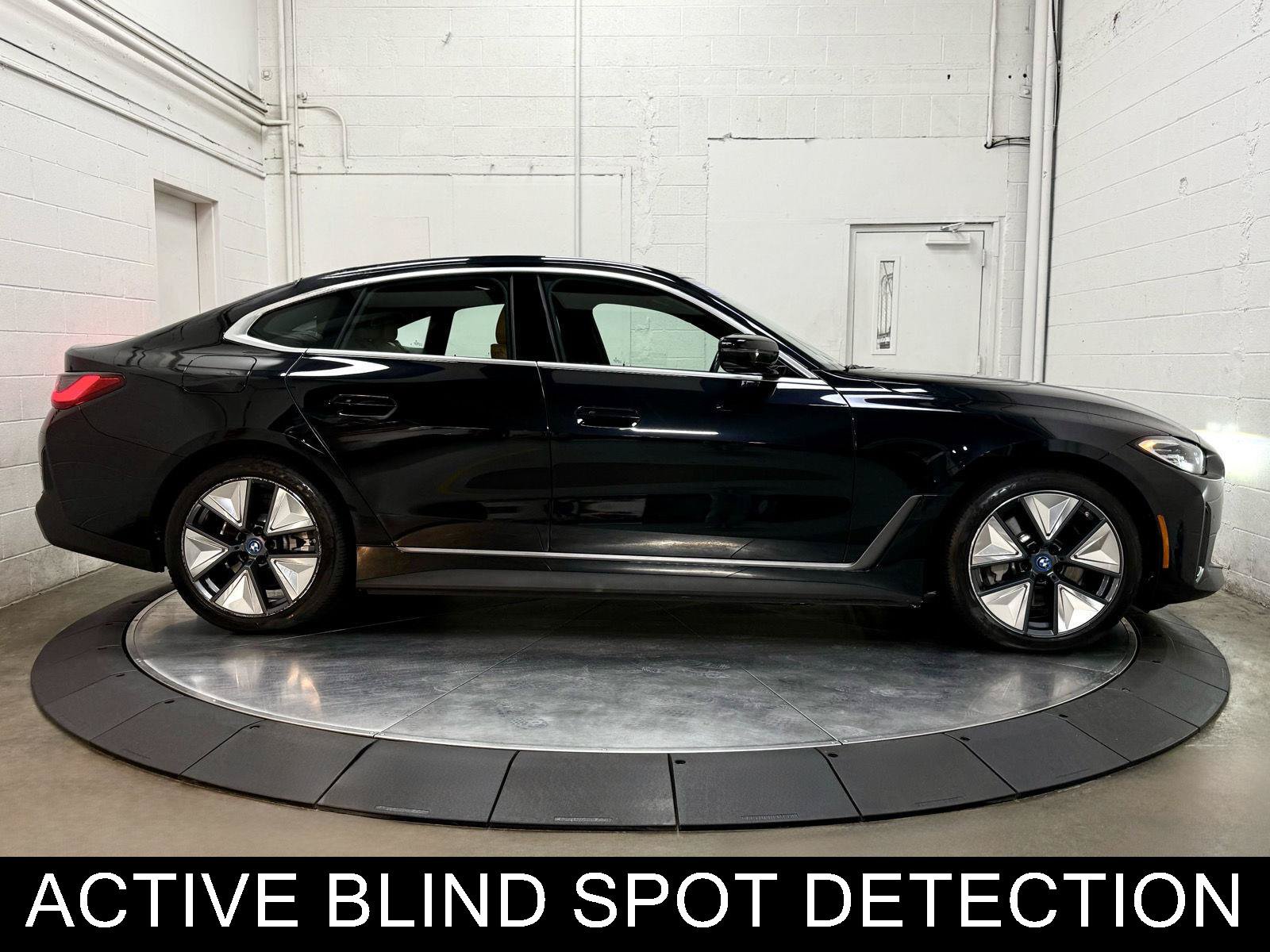 Used 2024 BMW i4 eDrive35 w/ Convenience Package RWD image 9