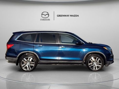 Used 2017 Honda Pilot Elite image 8