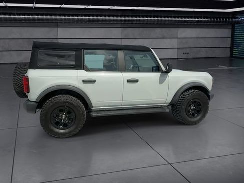 Used 2022 Ford Bronco 4-Door AWD/4WD image 9