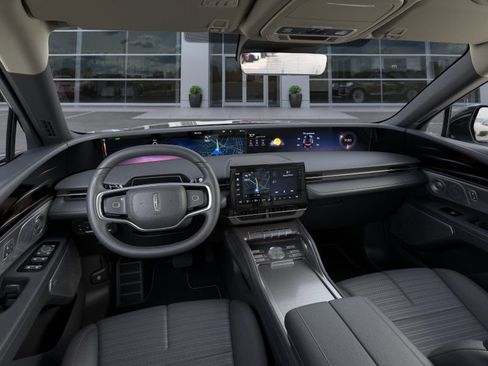 New 2026 Lincoln Nautilus Reserve image 9