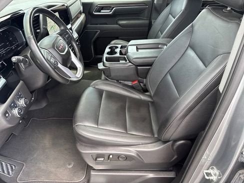 Used 2025 GMC Sierra 1500 SLT AWD/4WD image 10