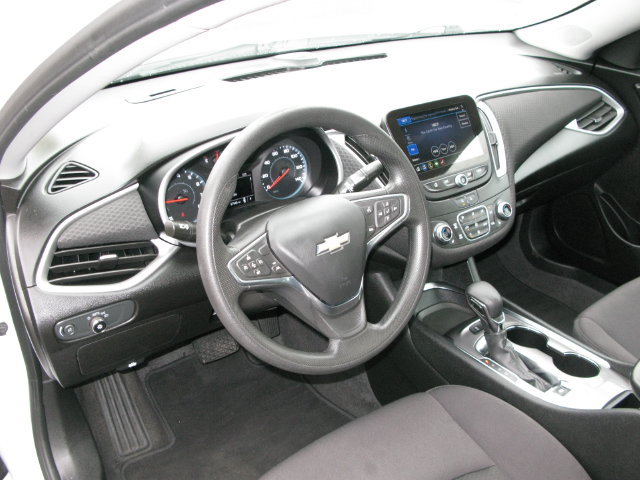 Used 2024 Chevrolet Malibu LT FWD image 12
