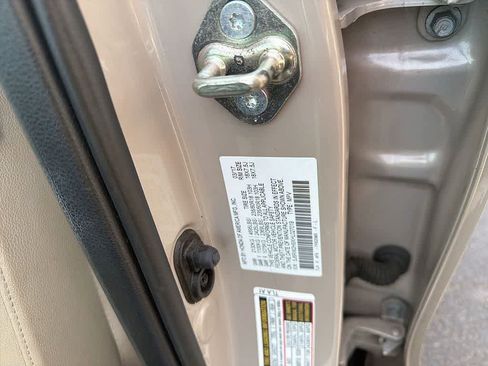 Used 2017 Honda CR-V Touring image 18