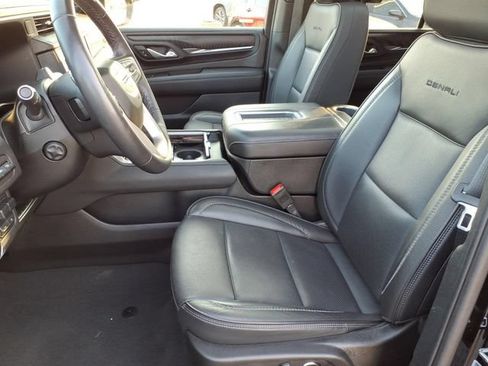 Used 2024 GMC Yukon Denali w/ Denali Reserve Package AWD/4WD image 5