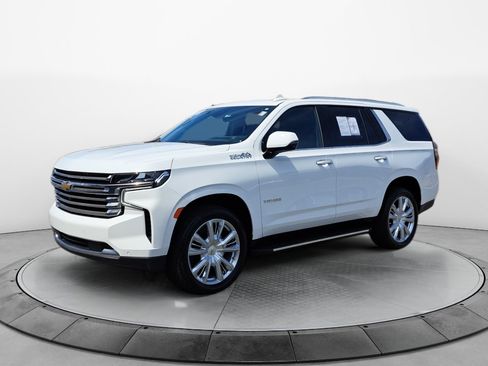 Used 2024 Chevrolet Tahoe High Country AWD/4WD image 3