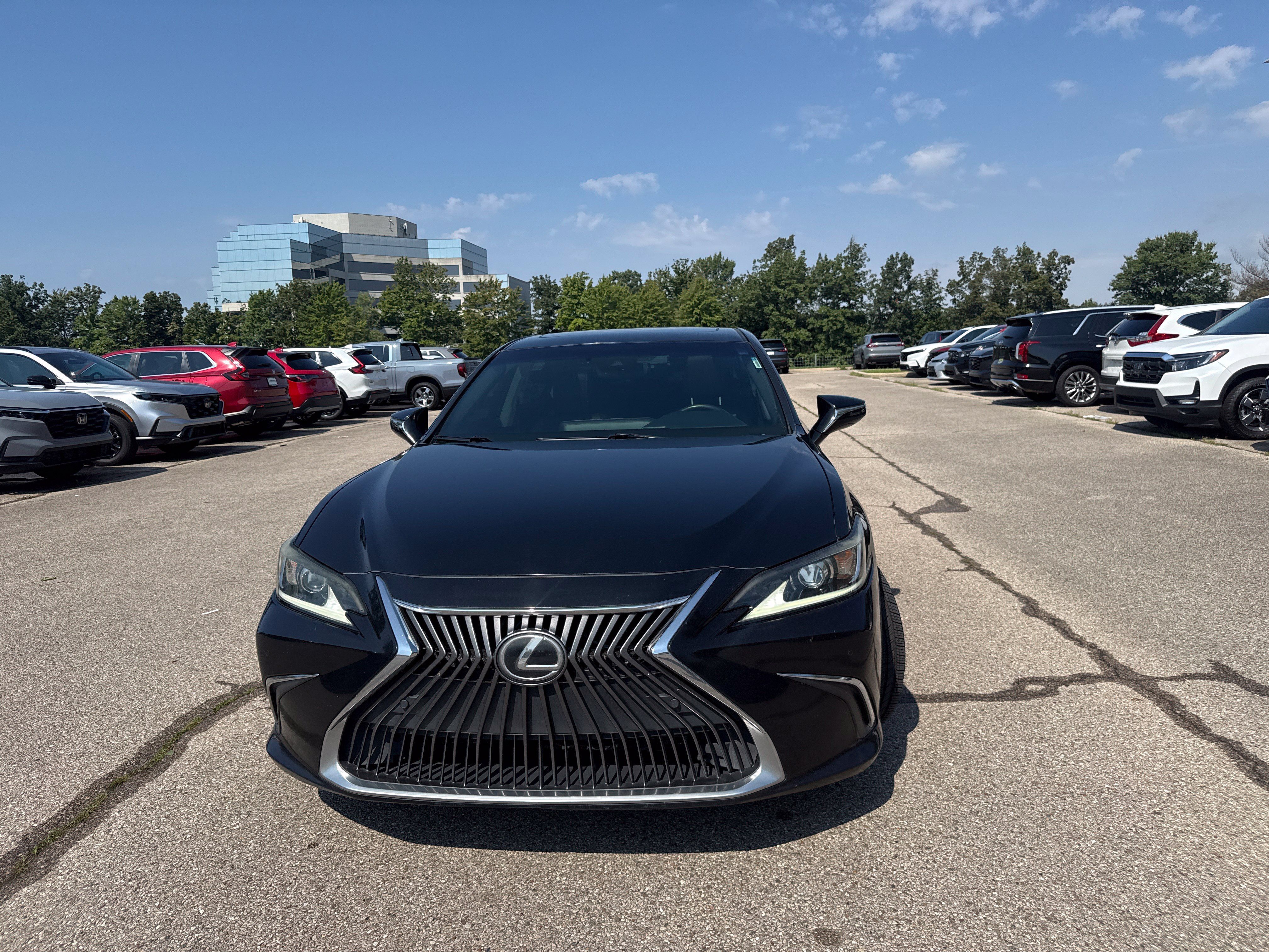 Used 2019 Lexus ES 350 w/ Premium Package FWD image 19
