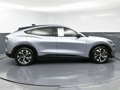 Used 2022 Ford Mustang Mach-E Premium image 8