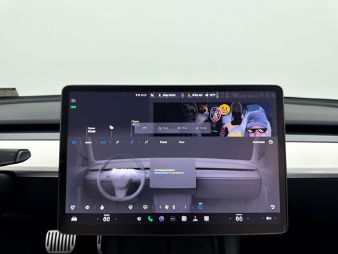 Used 2023 Tesla Model 3 Standard Range RWD image 28