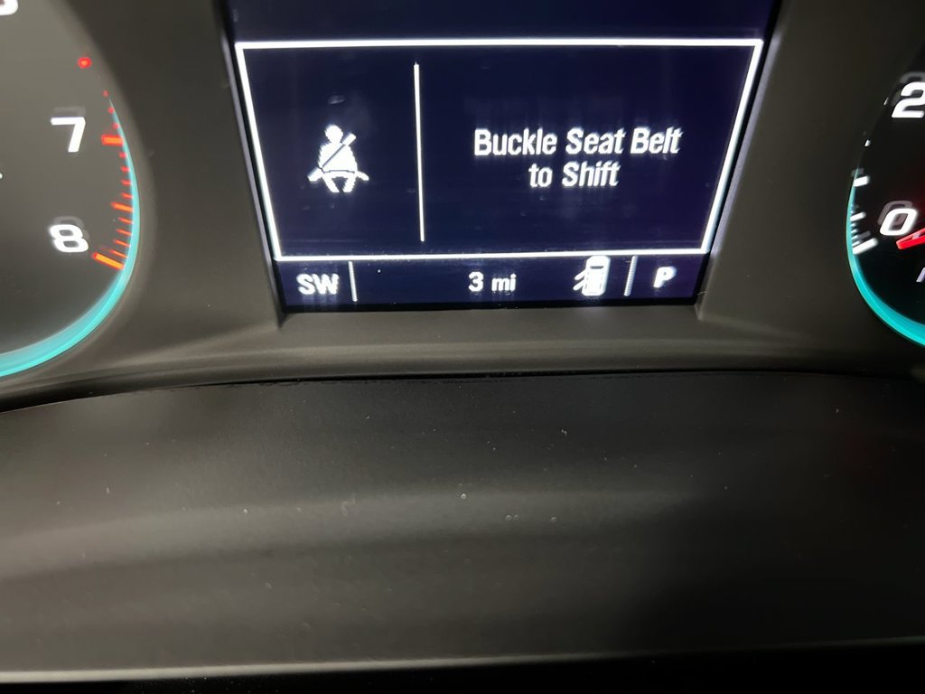Used 2023 Chevrolet Traverse LT FWD image 12