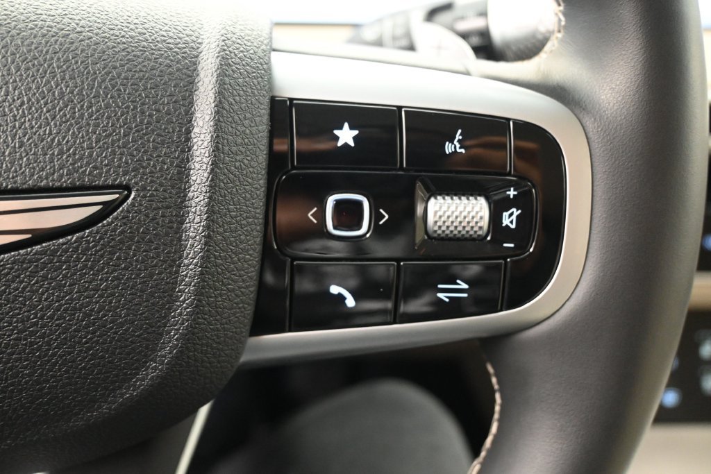 Used 2026 Genesis GV70 2.5T Advanced AWD/4WD image 19