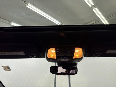 Used 2022 Jeep Grand Cherokee Limited w/ Trailer Tow Group IV AWD/4WD image 23