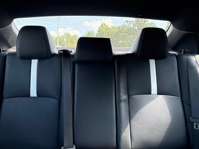 Used 2025 Toyota Camry SE FWD image 11