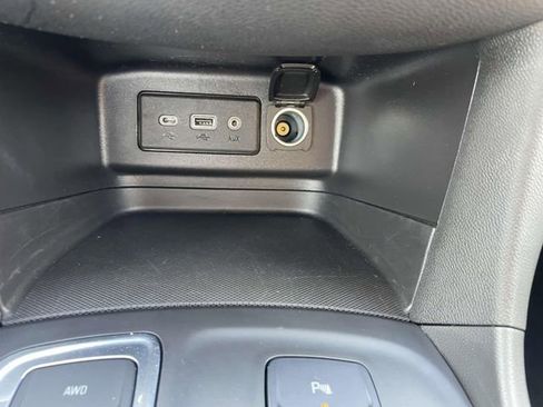 Used 2024 Chevrolet Equinox LT image 27