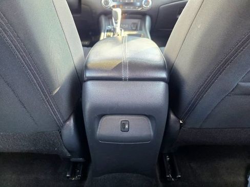 Used 2024 Nissan Sentra SV FWD image 26