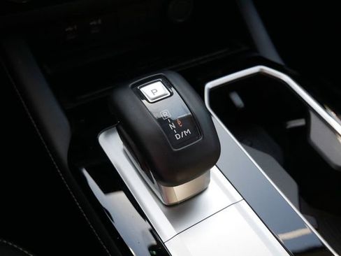 Used 2025 Mitsubishi Outlander SE AWD/4WD image 23