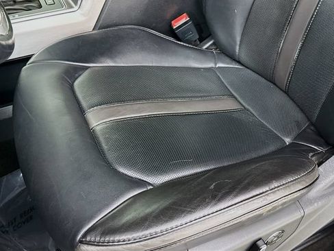 Used 2019 Ford F150 Platinum w/ Equipment Group 701A Luxury AWD/4WD image 18