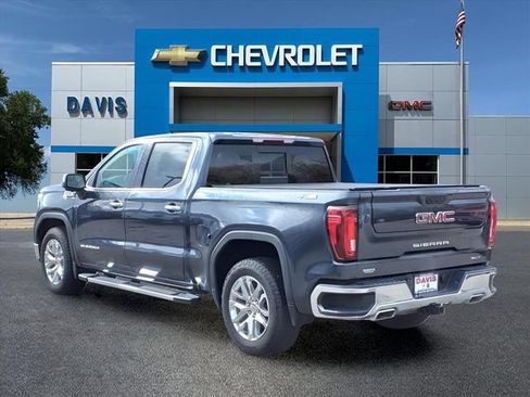 Used 2022 GMC Sierra 1500 SLT w/ SLT Convenience Package AWD/4WD image 6