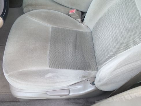Used 2006 Ford Taurus SE FWD image 19