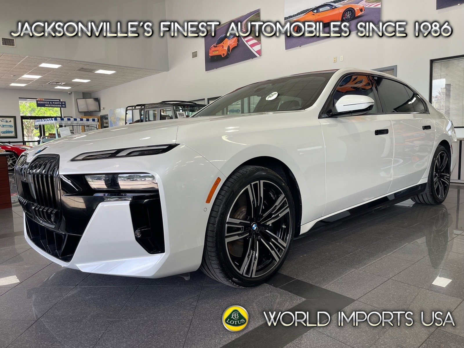 Used 2024 BMW i7 xDrive60 AWD/4WD image 1