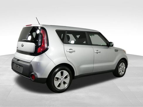 Used 2016 Kia Soul FWD image 10