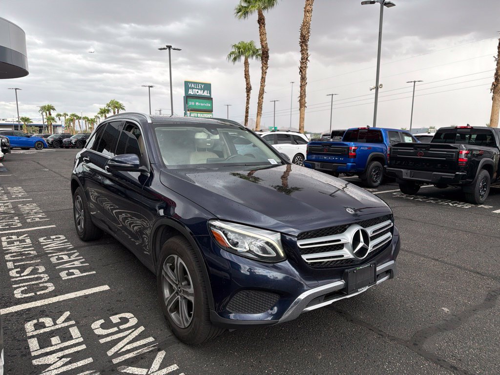 Used 2019 Mercedes-Benz GLC 300 image 3