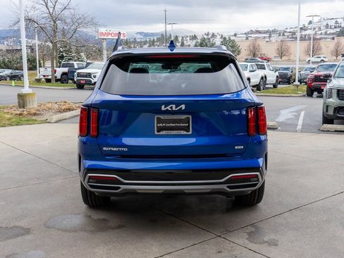 Used 2023 Kia Sorento SX image 6