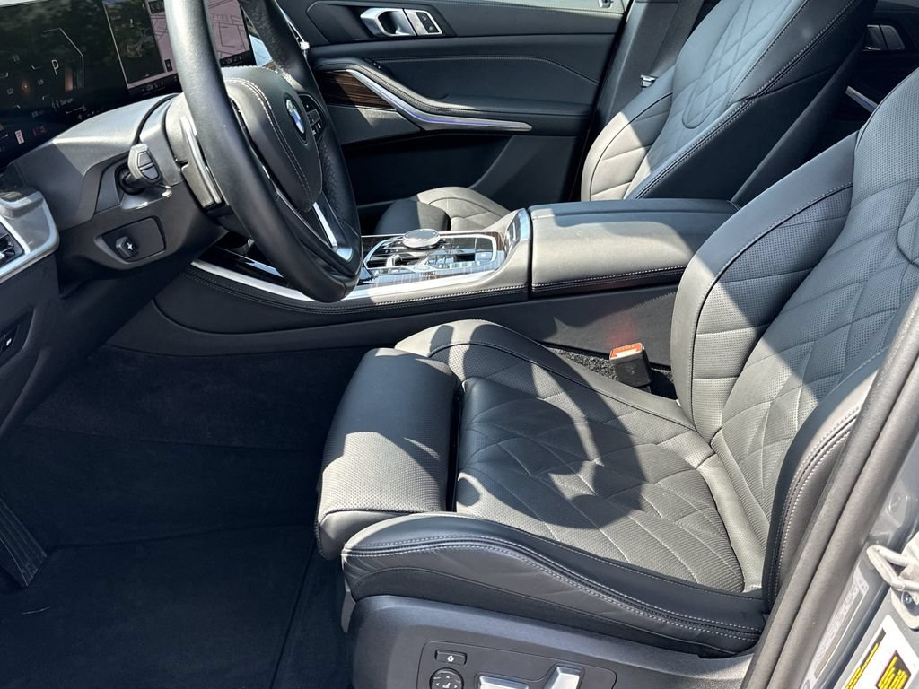 Used 2026 BMW X5 xDrive40i AWD/4WD image 14