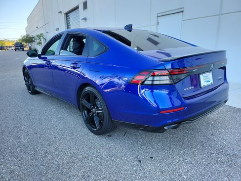 Used 2024 Honda Accord Sport image 4