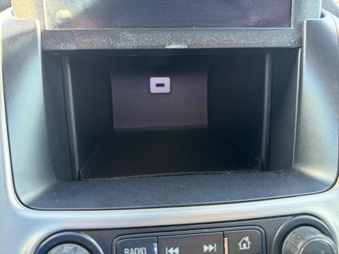 Used 2020 GMC Yukon XL SLT AWD/4WD image 23