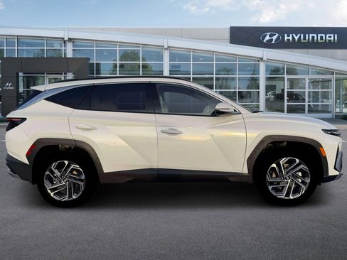 New 2026 Hyundai Tucson Limited image 9