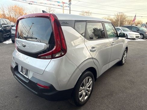 Used 2020 Kia Soul LX image 5