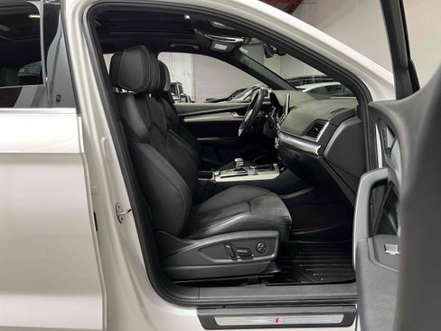 Used 2018 Audi SQ5 Prestige w/ Prestige Package image 33