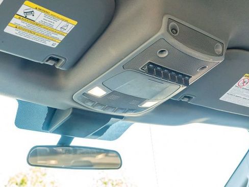 Used 2022 Ford F250 XL w/ Power Equipment Group image 21