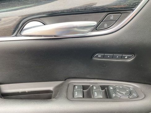 Used 2021 Cadillac XT5 Premium Luxury image 18