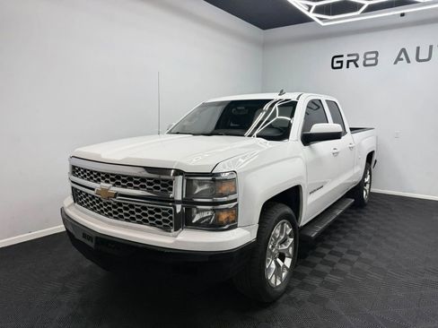 Used 2014 Chevrolet Silverado 1500 LT w/ LT Convenience Package image 3