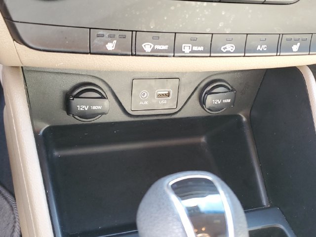 Used 2021 Hyundai Tucson Value FWD image 29