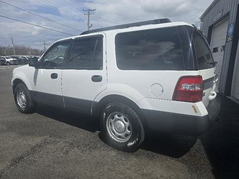 Used 2016 Ford Expedition XL image 4