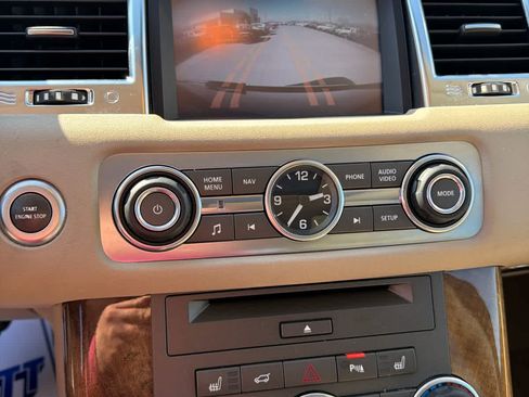 Used 2012 Land Rover Range Rover Sport HSE AWD/4WD image 16