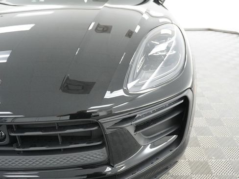New 2026 Porsche Macan AWD/4WD image 14
