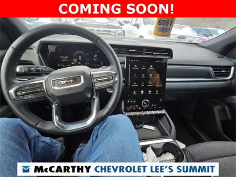 Used 2025 GMC Terrain Elevation image 6